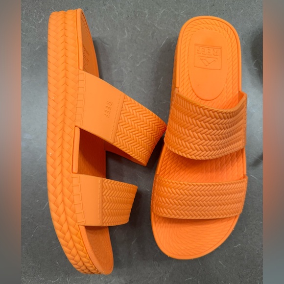Reef Vibrant Orange Slides - Picture 5 of 7